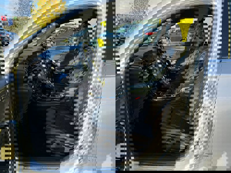 Image Mercedes-Benz 汃獡敳䄠 A 180 1.3 136 Progressive Line Full leds GPS Caméra Carplay Sièges chauffants Régul Clim auto bi-zon